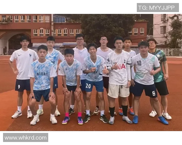 激情四溢的体育足球杯盛宴展现团队精神与竞技魅力的巅峰对决